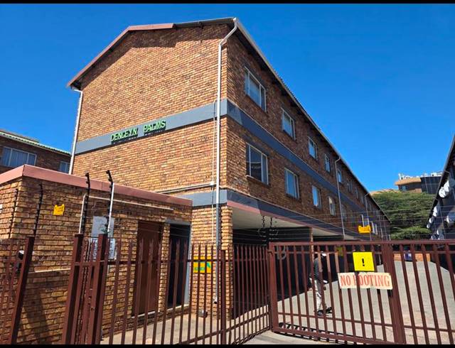 2 BEDROOM APARTMENT FOR SALE IN KEMPTON PARK CENTRAL